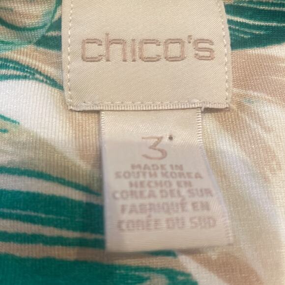 Chicos Hawaiian floral asymmetrical hem blouse size 3 large - Picture 5 of 8